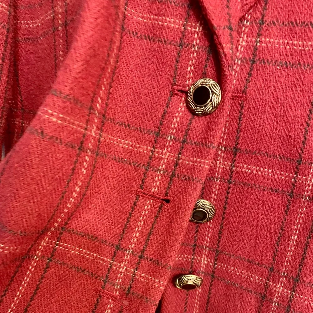 Vintage Woman’s Blazer with Shoulder Pads - Picture 4 of 4